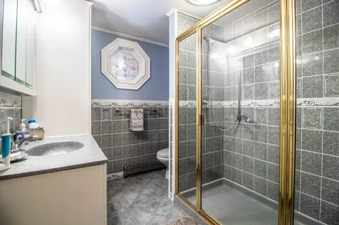 189 Gray Road Falmouth ME 04105