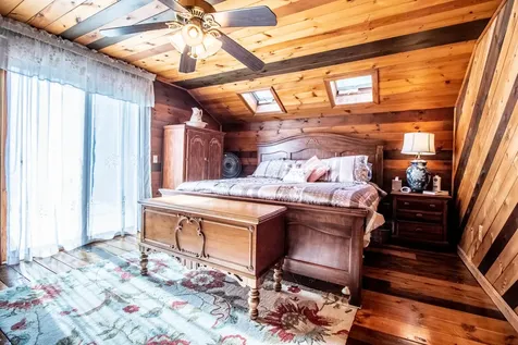 189 Gray Road Falmouth ME 04105