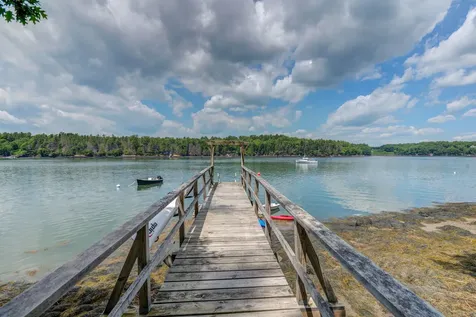 474 Cross Point Road Edgecomb ME 04556