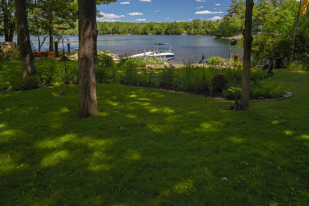 8 Cardinal Lane Poland ME 04274
