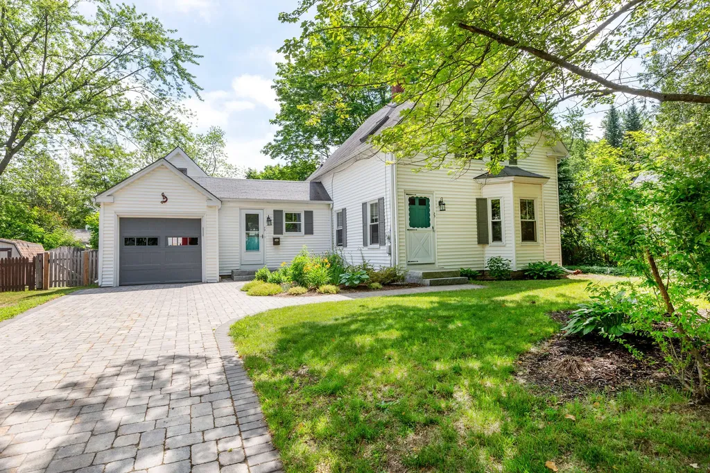 79 Harpswell Road Brunswick ME 04011