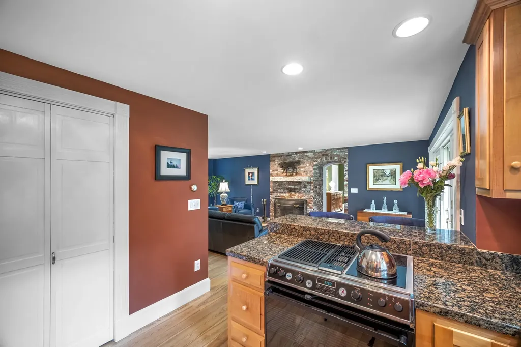60 Harbour Hill Drive Owls Head ME 04854