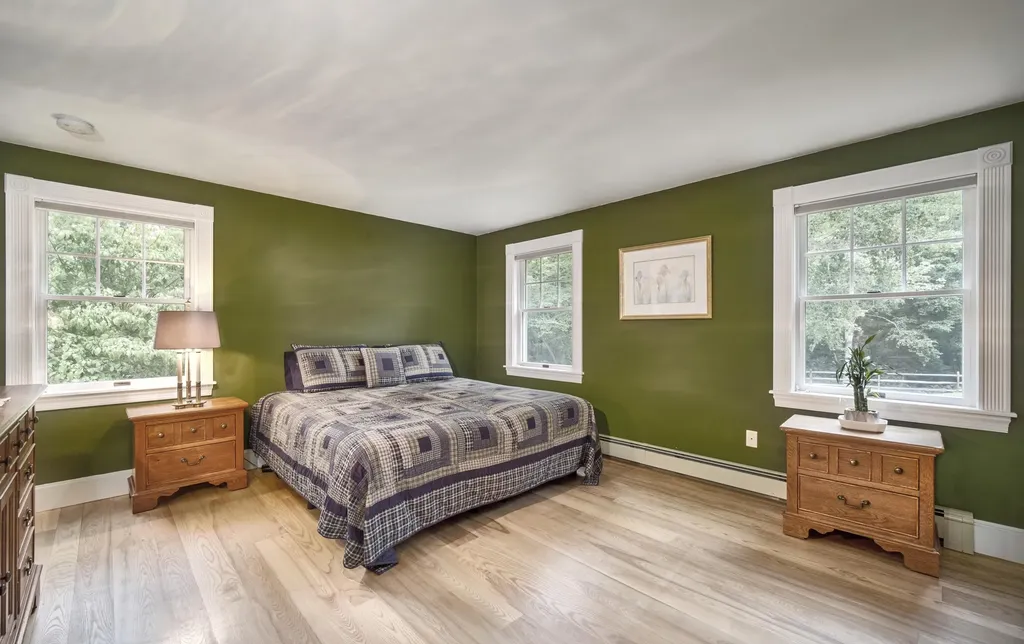60 Harbour Hill Drive Owls Head ME 04854