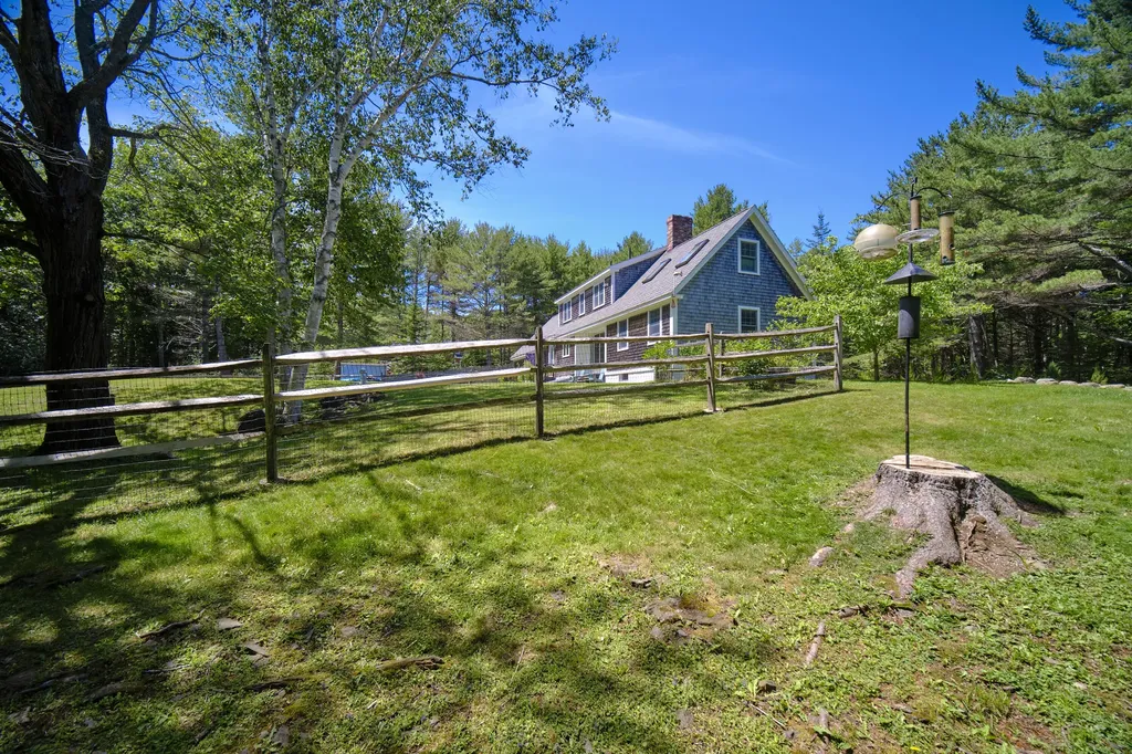 60 Harbour Hill Drive Owls Head ME 04854