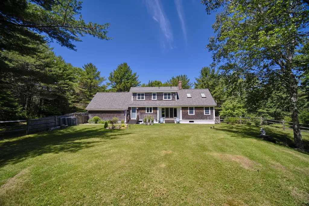 60 Harbour Hill Drive Owls Head ME 04854