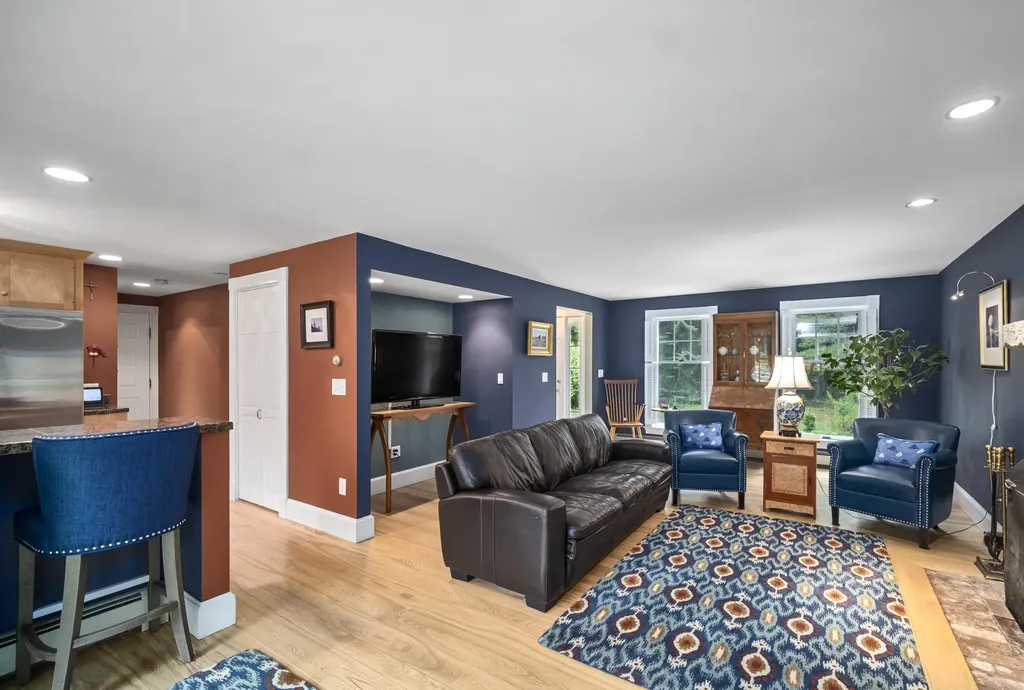 60 Harbour Hill Drive Owls Head ME 04854