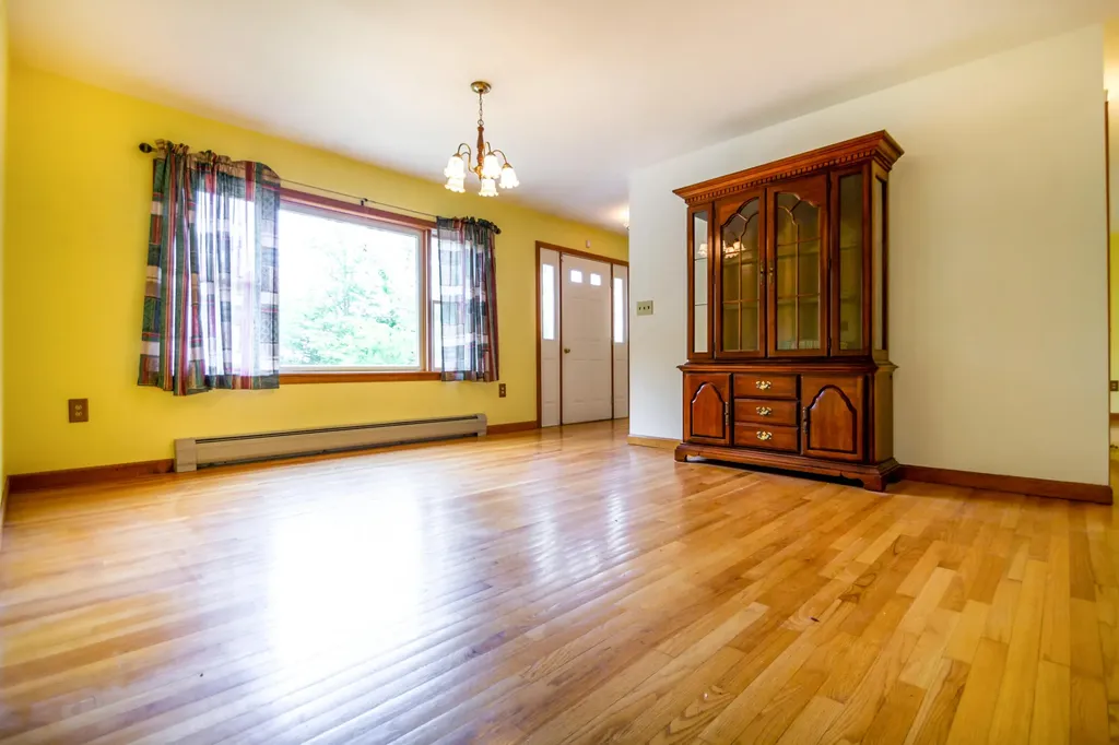 10 Lake St George Terrace Liberty ME 04949