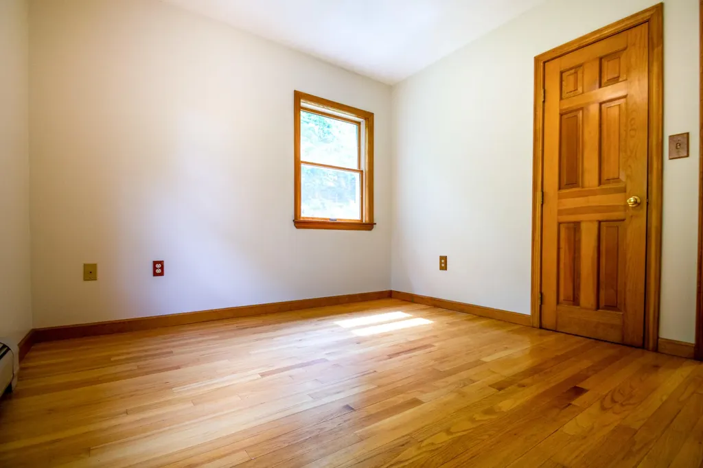 10 Lake St George Terrace Liberty ME 04949