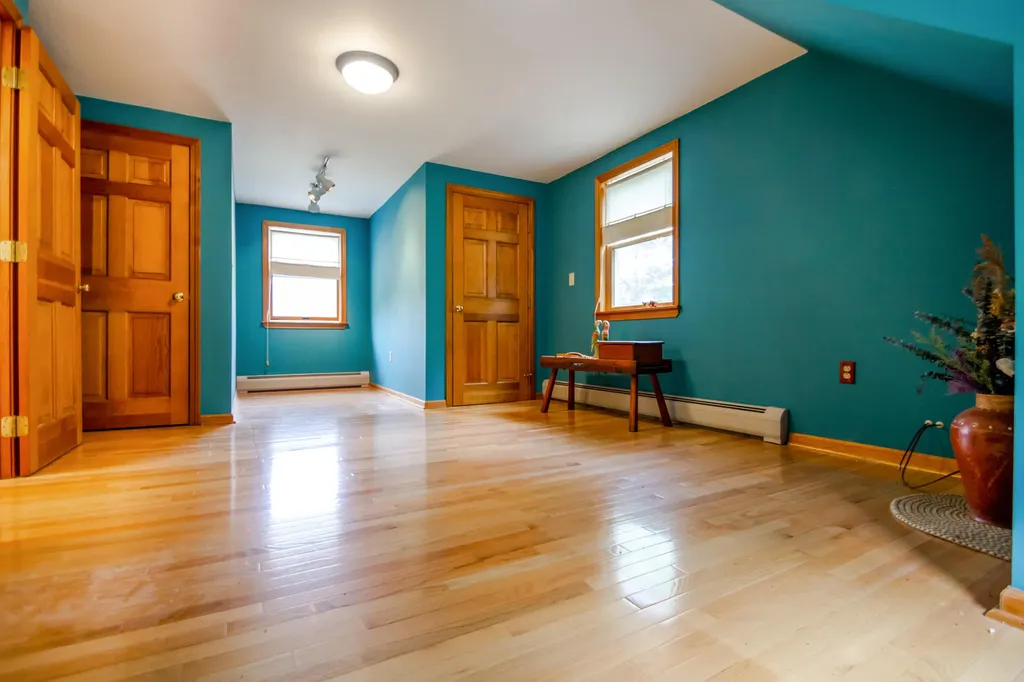 10 Lake St George Terrace Liberty ME 04949