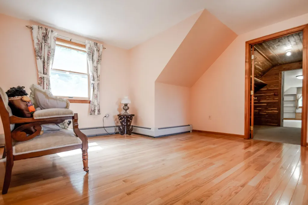 10 Lake St George Terrace Liberty ME 04949