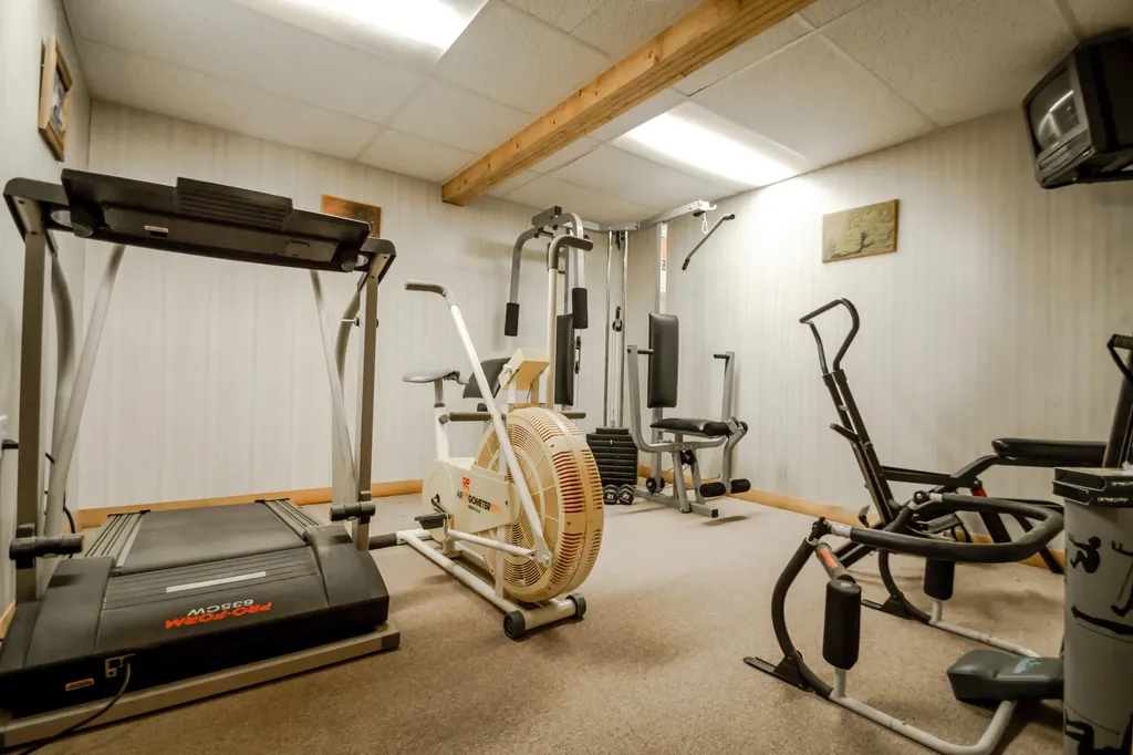 10 Lake St George Terrace Liberty ME 04949