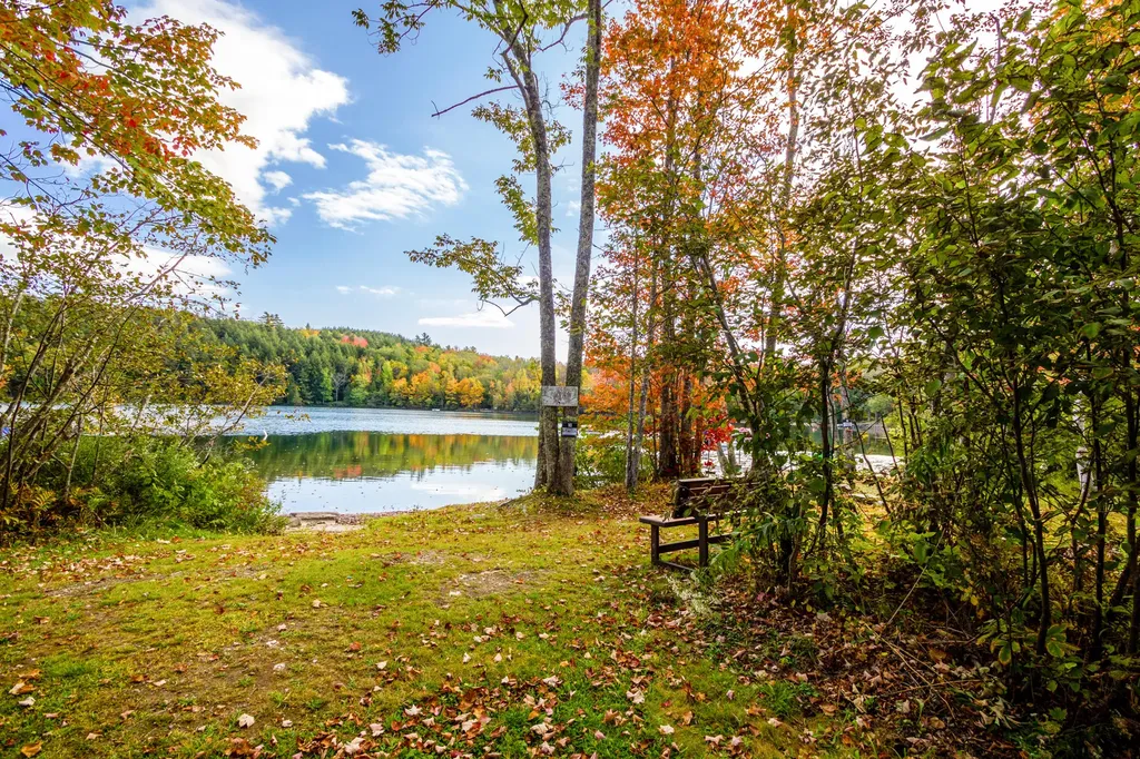 10 Lake St George Terrace Liberty ME 04949