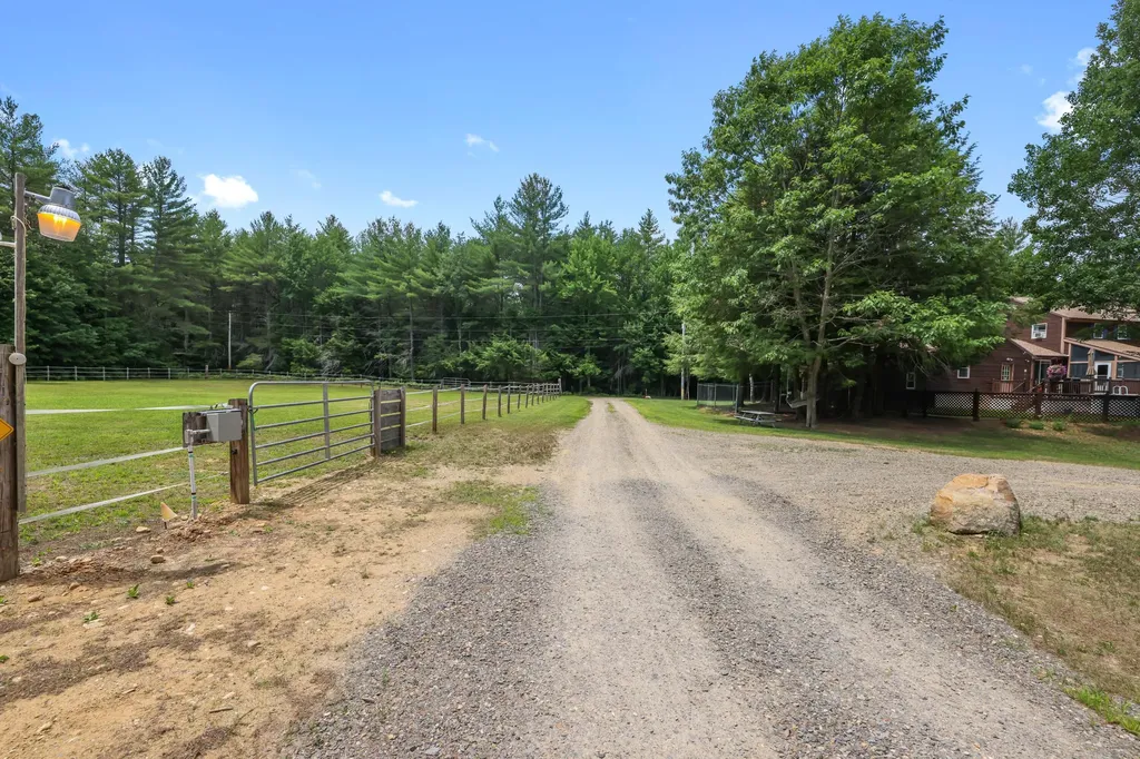 32 Birchcroft Lane Berwick ME 03901