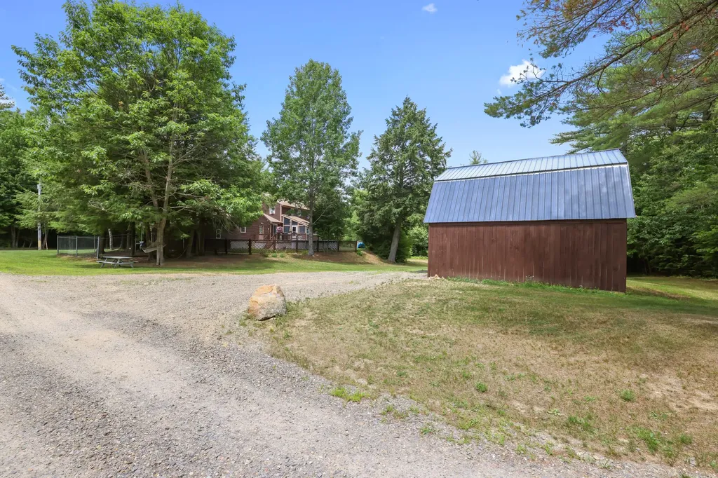 32 Birchcroft Lane Berwick ME 03901