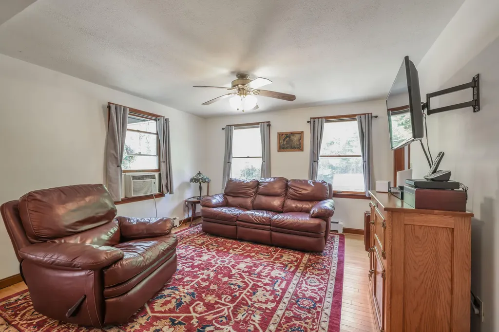 32 Birchcroft Lane Berwick ME 03901