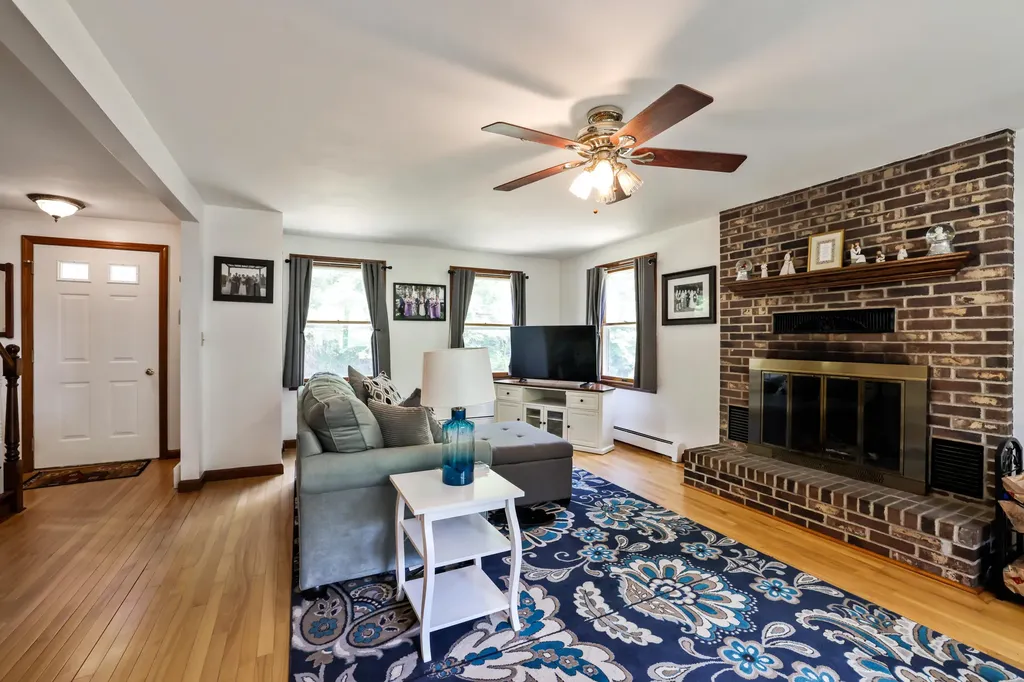 32 Birchcroft Lane Berwick ME 03901