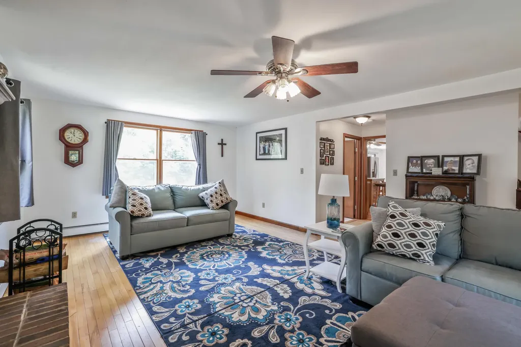 32 Birchcroft Lane Berwick ME 03901