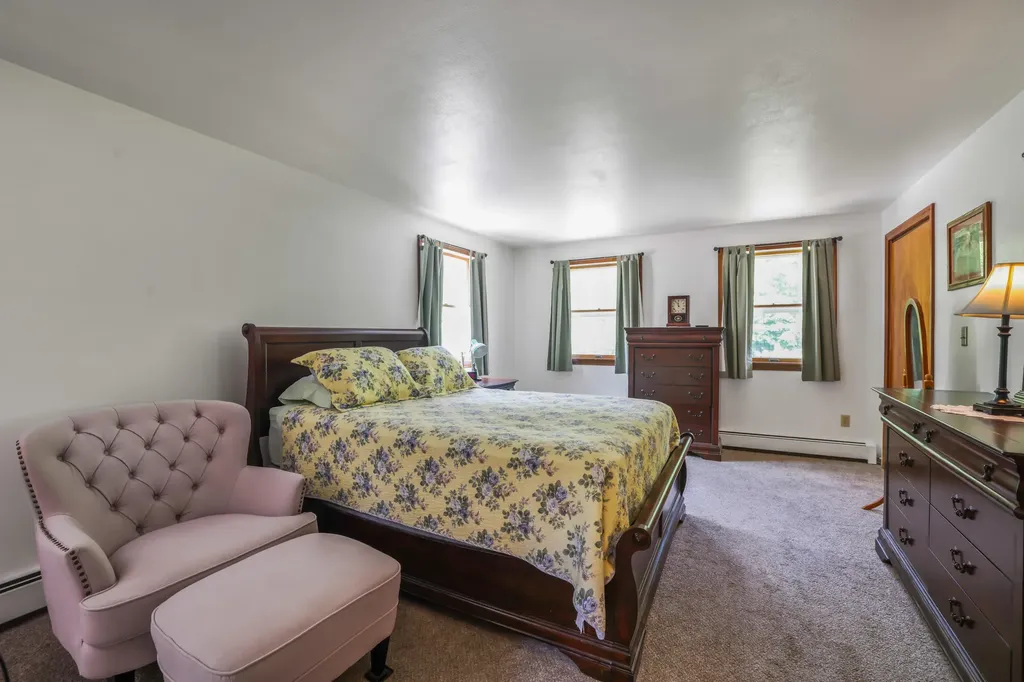 32 Birchcroft Lane Berwick ME 03901