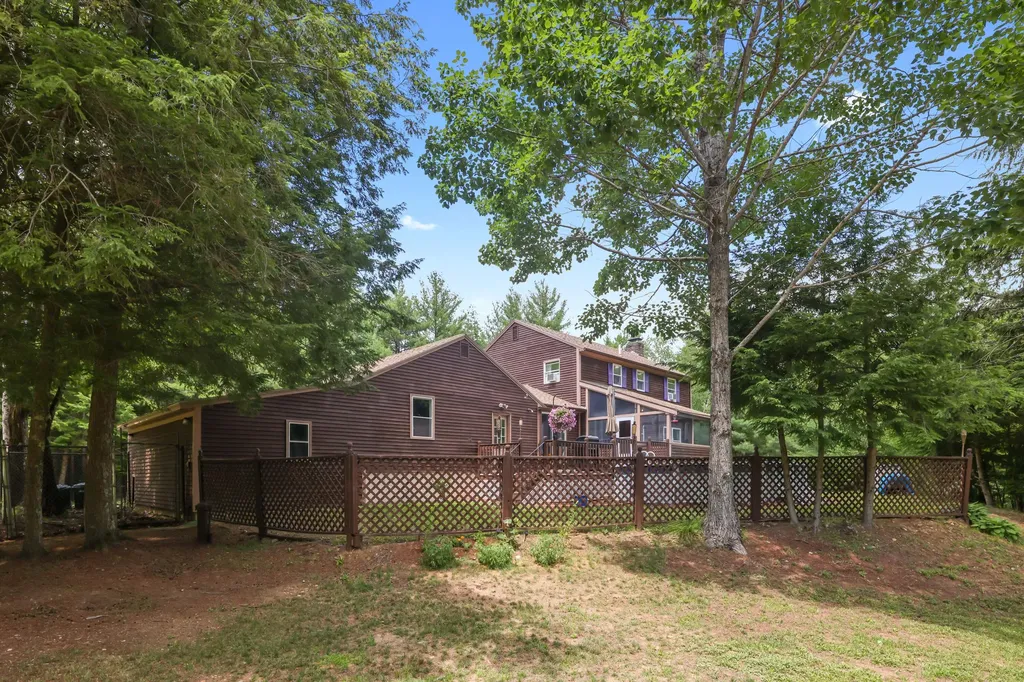 32 Birchcroft Lane Berwick ME 03901