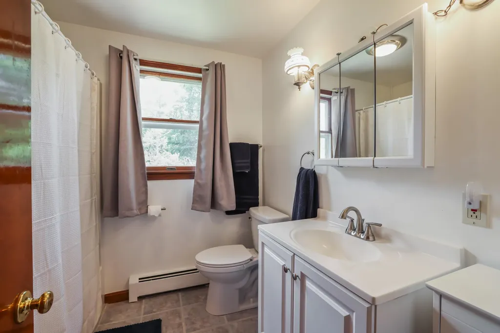 32 Birchcroft Lane Berwick ME 03901