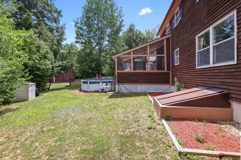 32 Birchcroft Lane Berwick ME 03901