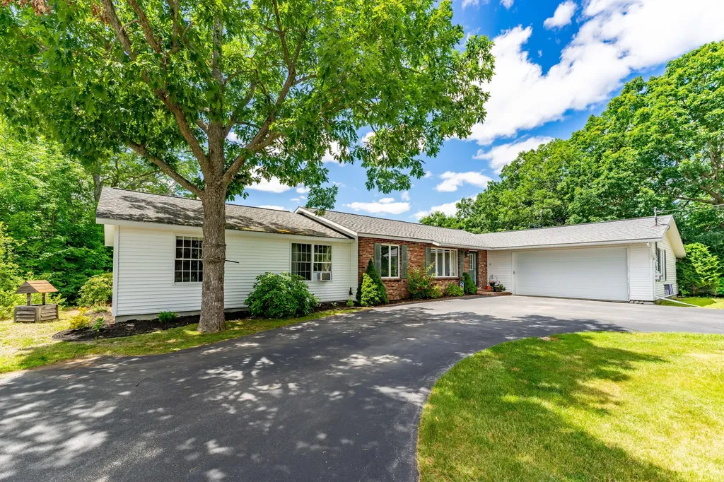5 Westview Street Augusta ME 04330