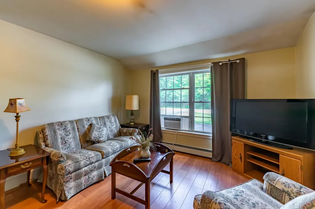 5 Westview Street Augusta ME 04330