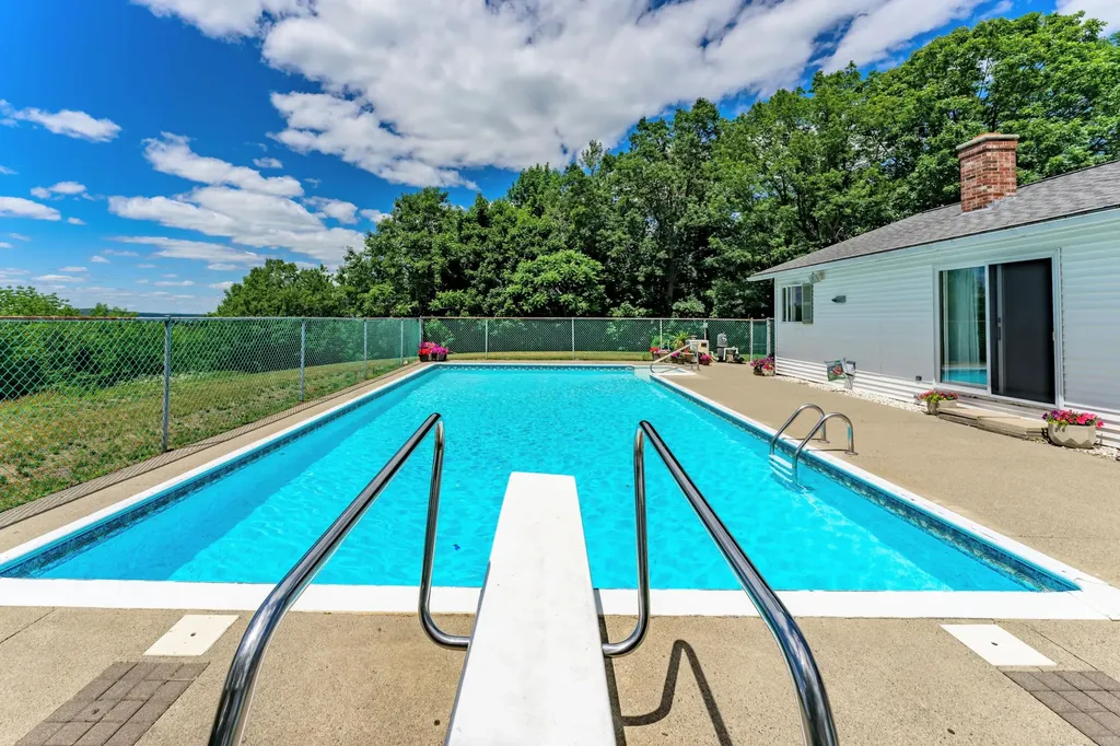 5 Westview Street Augusta ME 04330