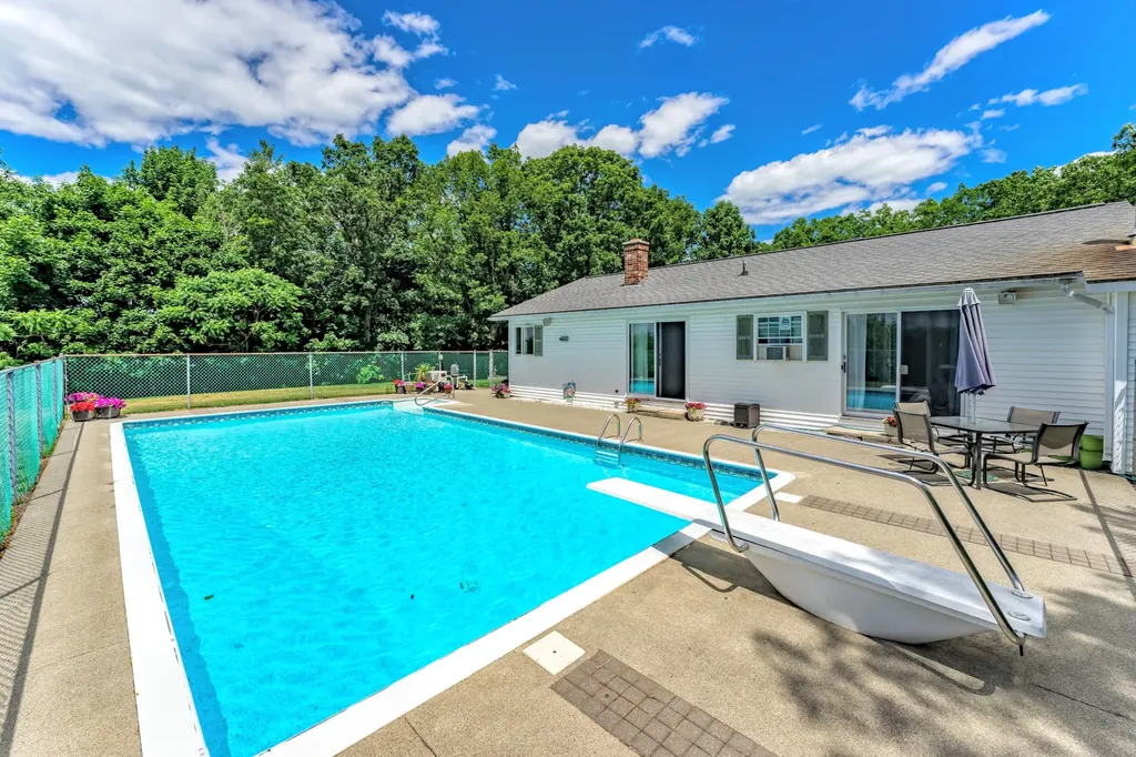5 Westview Street Augusta ME 04330