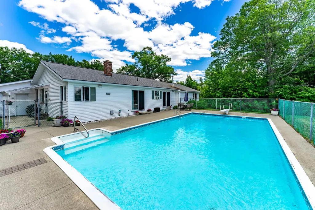 5 Westview Street Augusta ME 04330