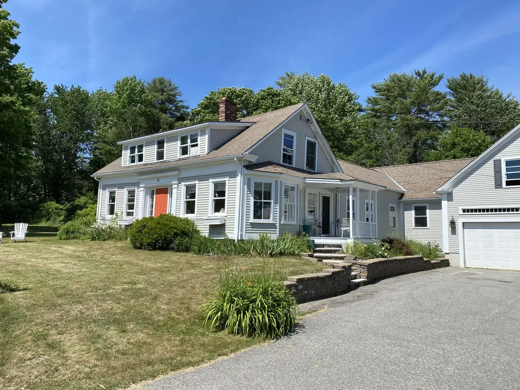 13 Augusta Road Jefferson ME 04348