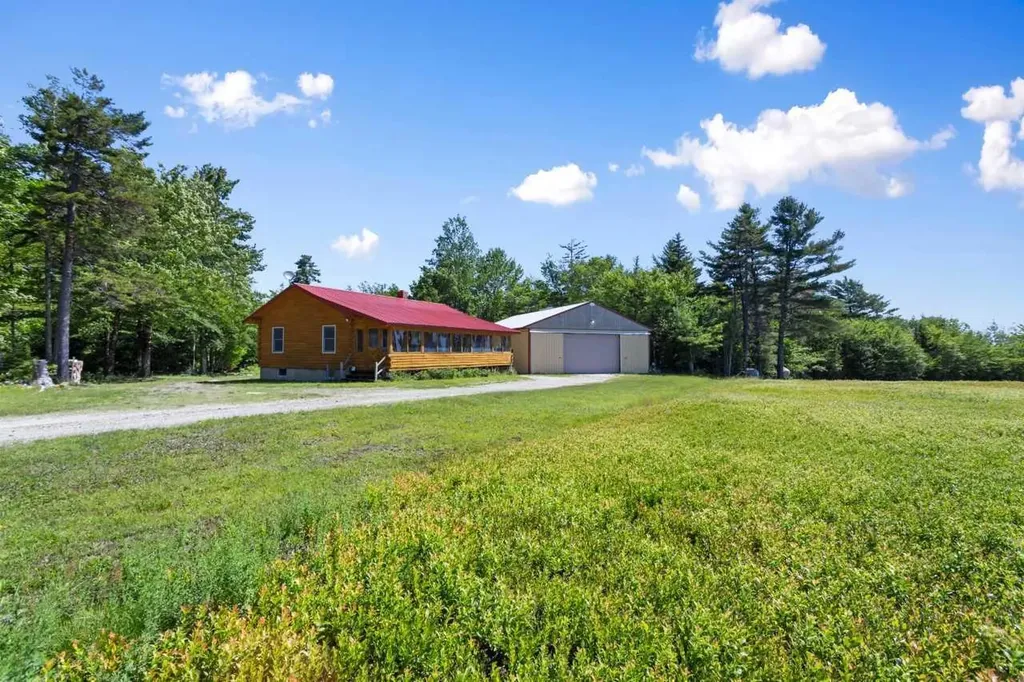 16 Jordan Way Ellsworth ME 04605