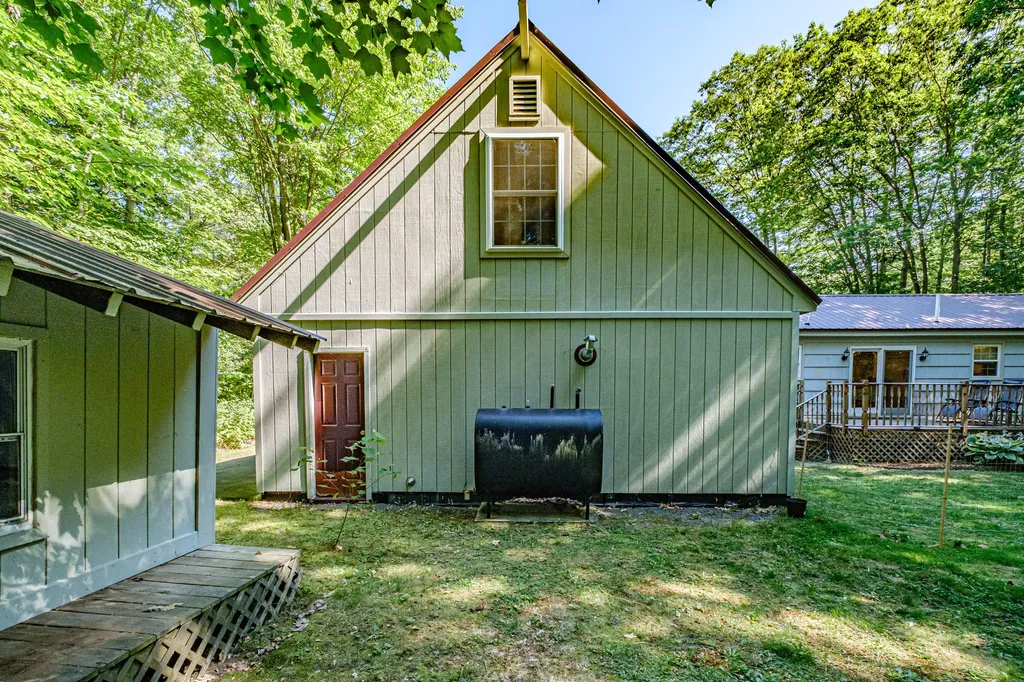 27 Albert Circle Buxton ME 04093