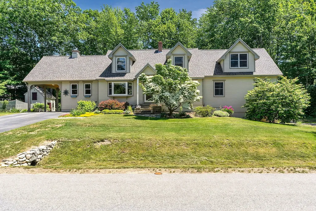 16 Chestnut Street Old Orchard Beach ME 04064