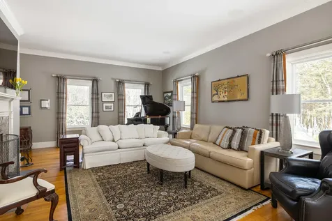 23 Pocahontas Road Kittery ME 03905