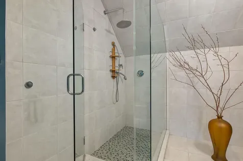 23 Pocahontas Road Kittery ME 03905