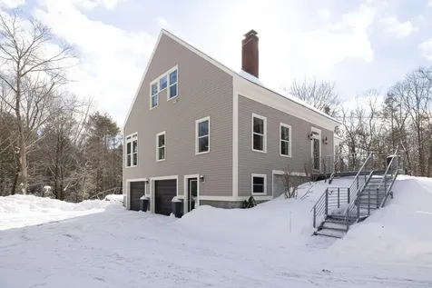 23 Pocahontas Road Kittery ME 03905