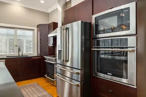 23 Pocahontas Road Kittery ME 03905