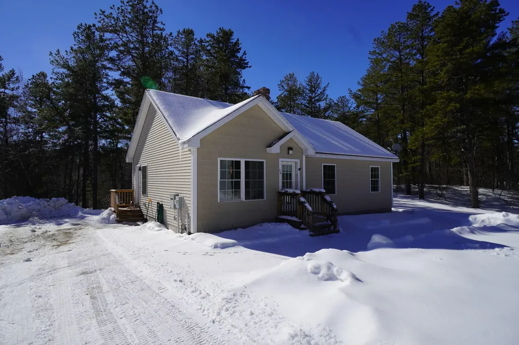 13 Karas Way Shapleigh ME 04076
