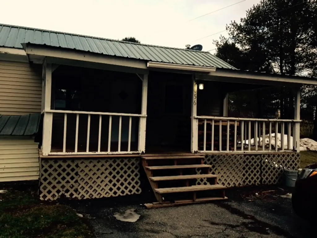 2056 Riverside Drive Vassalboro ME 04989