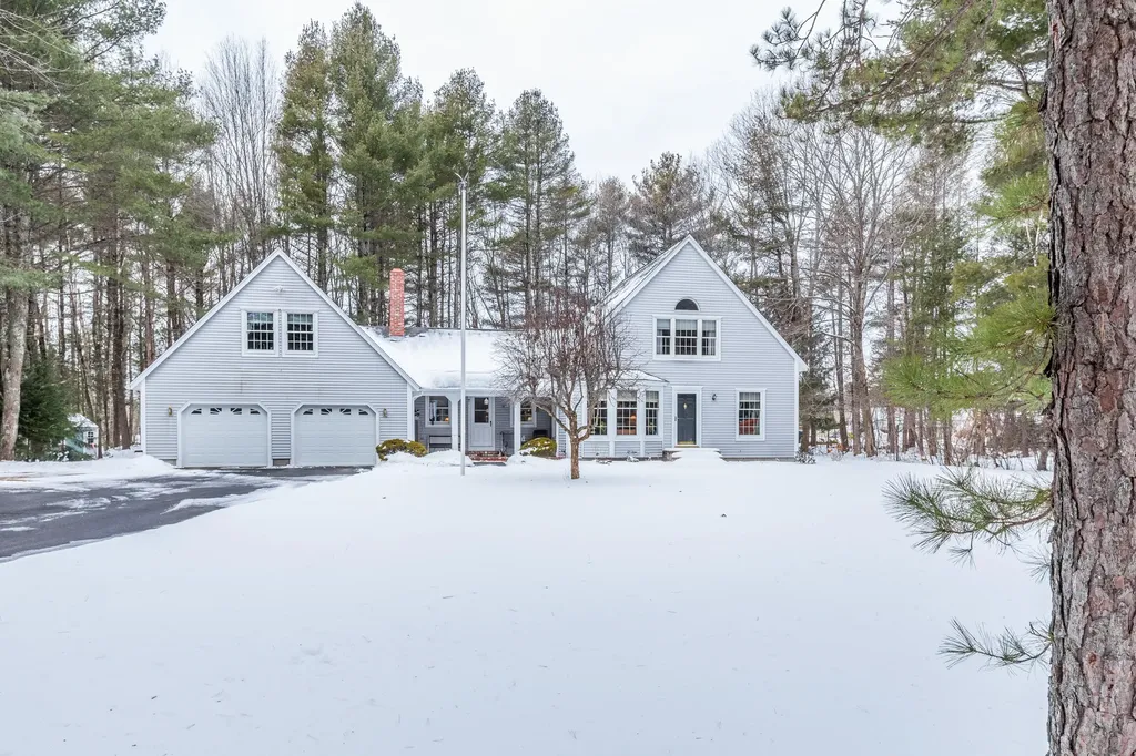 12 Ottawa Woods Road Scarborough ME 04074
