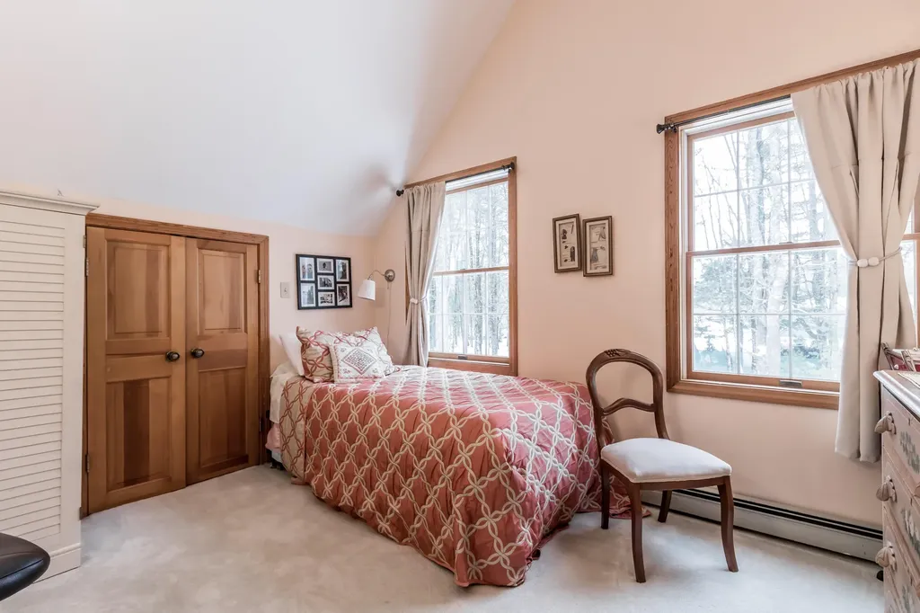 12 Ottawa Woods Road Scarborough ME 04074