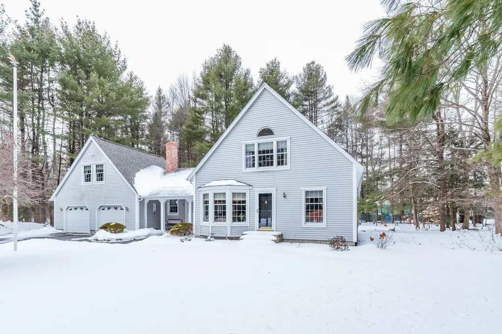 12 Ottawa Woods Road Scarborough ME 04074