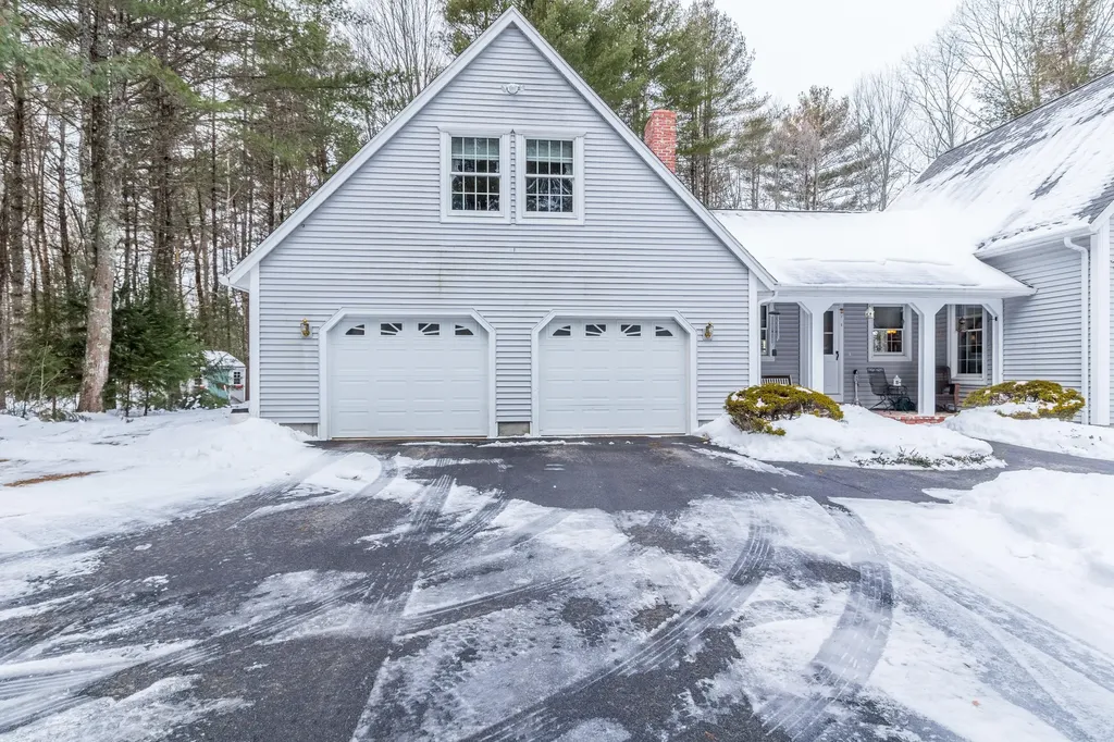 12 Ottawa Woods Road Scarborough ME 04074