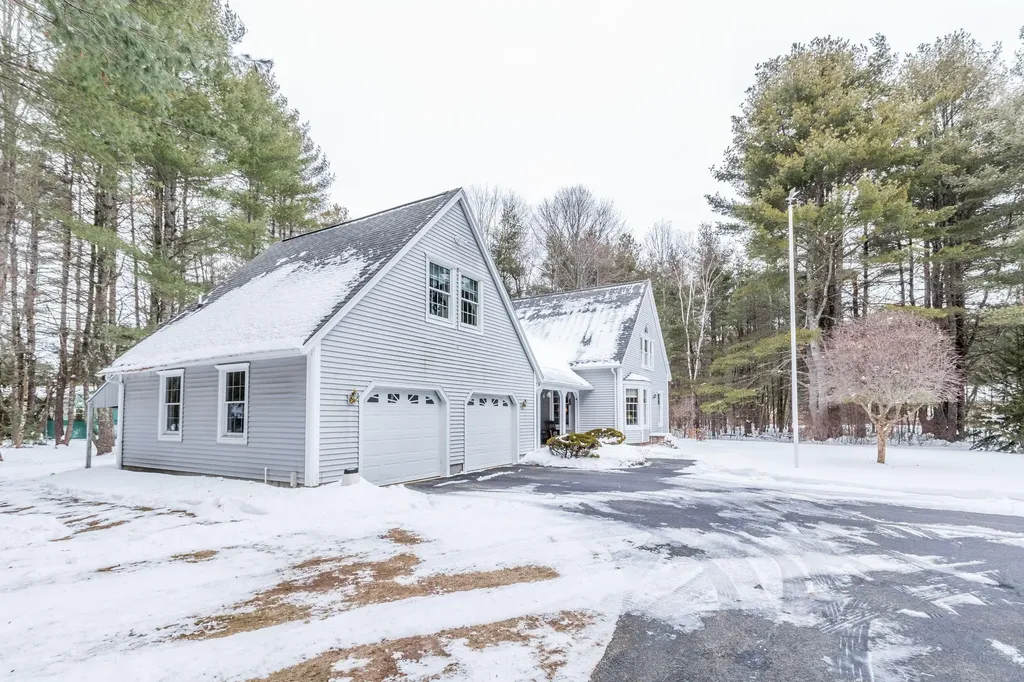 12 Ottawa Woods Road Scarborough ME 04074
