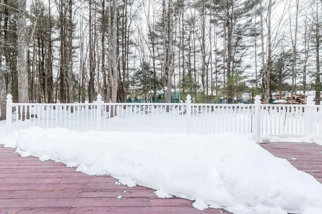 12 Ottawa Woods Road Scarborough ME 04074