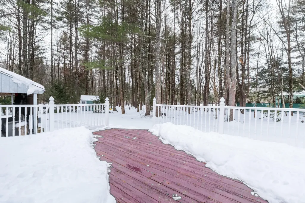 12 Ottawa Woods Road Scarborough ME 04074