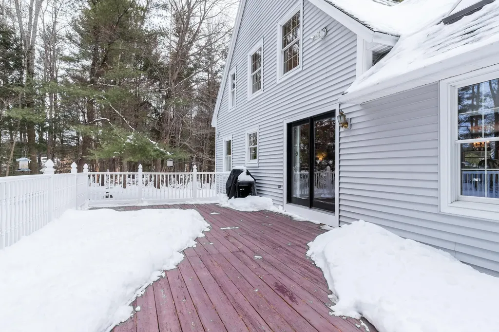12 Ottawa Woods Road Scarborough ME 04074