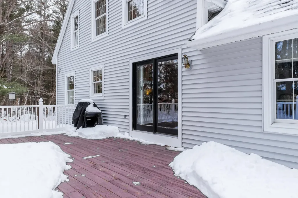 12 Ottawa Woods Road Scarborough ME 04074