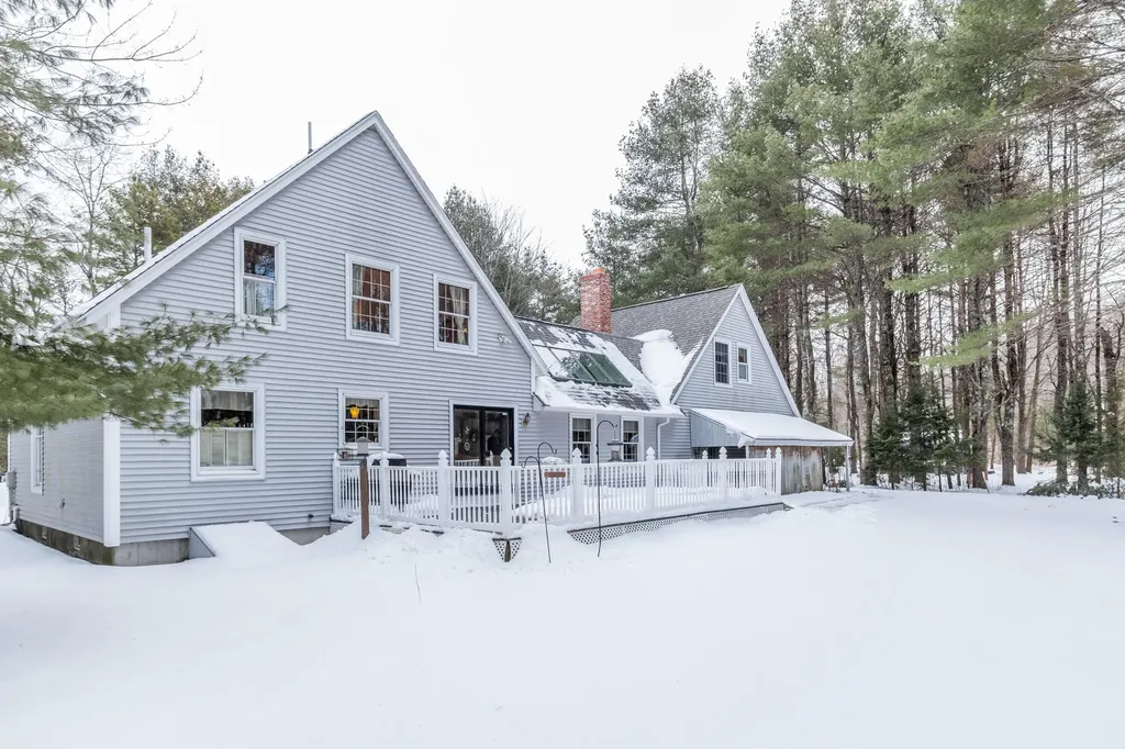 12 Ottawa Woods Road Scarborough ME 04074